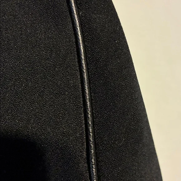 Isabella Fiore Handbag / Embellish - Picture 7 of 16